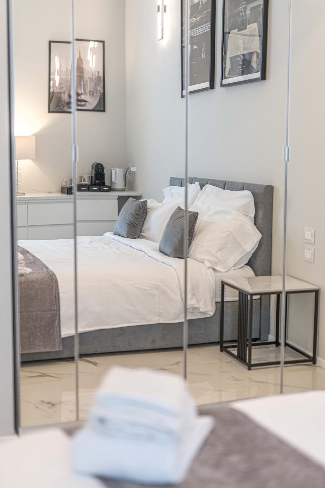 Moscova Luxury New Suite Milán Exteriér fotografie